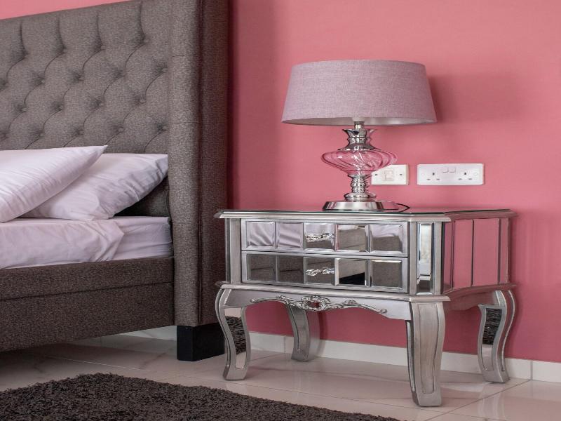 100 Boutique Living gallery photo 10