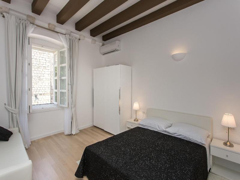 Klarisa Palace Rooms image