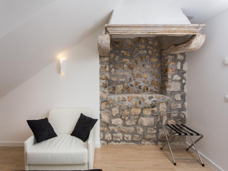 Klarisa Palace Rooms image