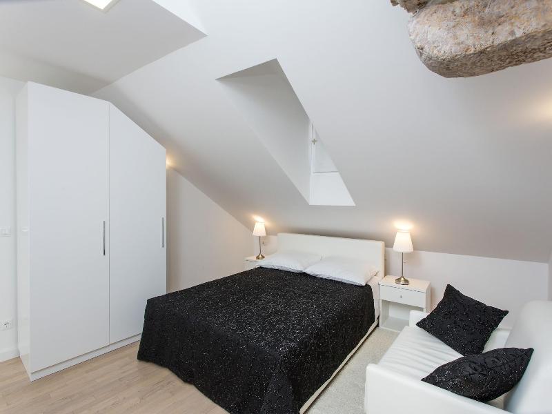 Klarisa Palace Rooms image