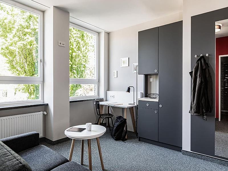 Hub Apartments image