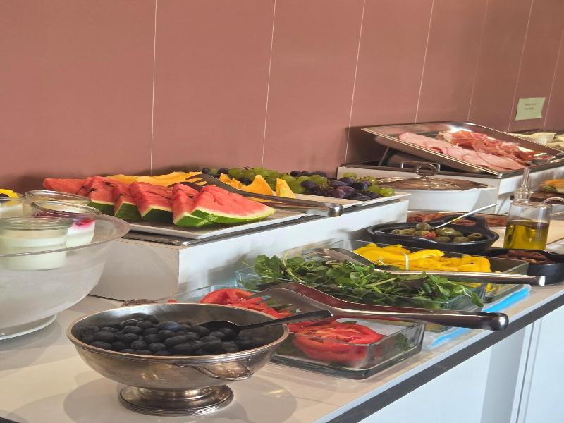 Albium Hotel image