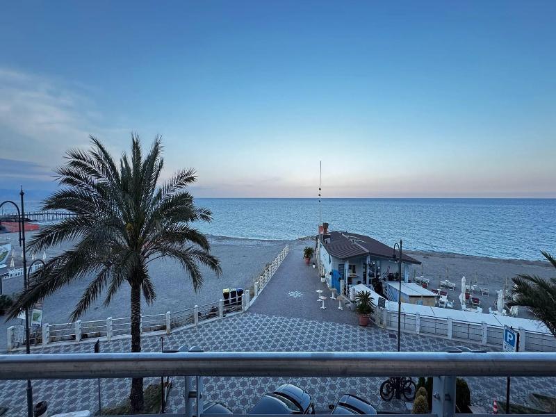 Albium Hotel image