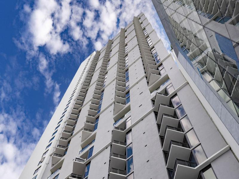 Global Luxury Suites Miami Worldcenter — general view
