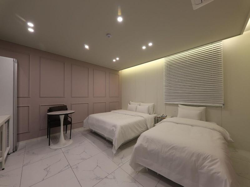 Hotel Browndot Chungjang image