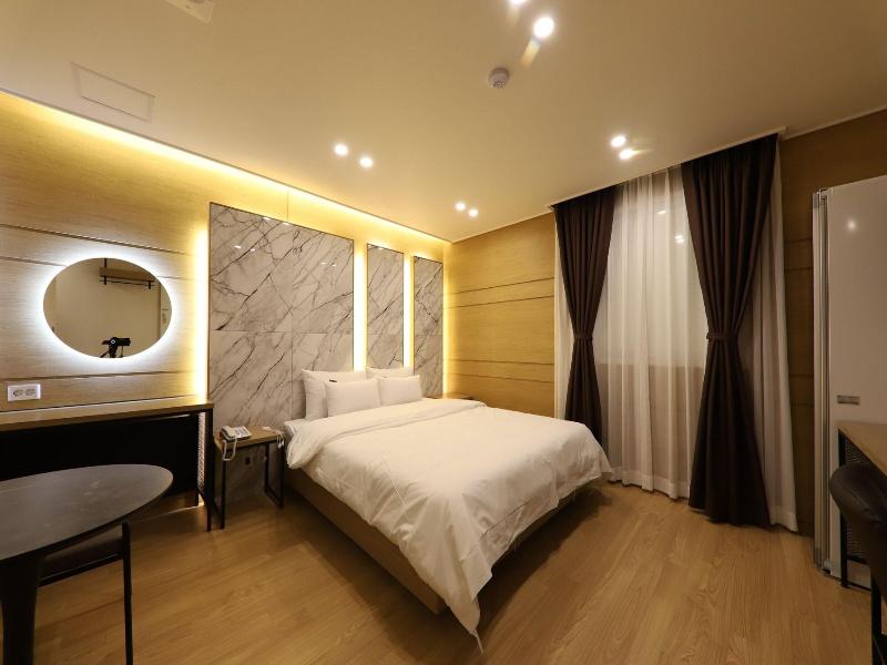 Hotel Browndot Chungjang image