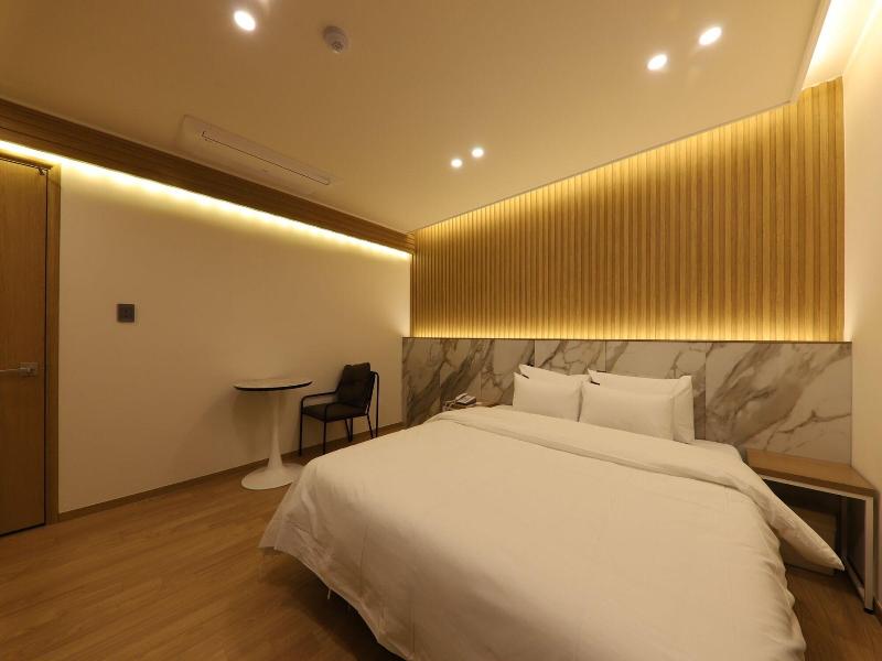 Hotel Browndot Chungjang image