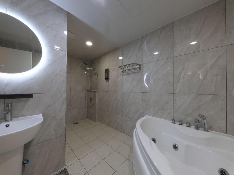 Hotel Browndot Chungjang image