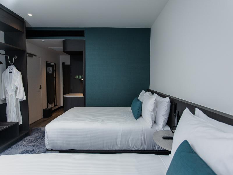 Bayside Geelong Hotel & Apartments image