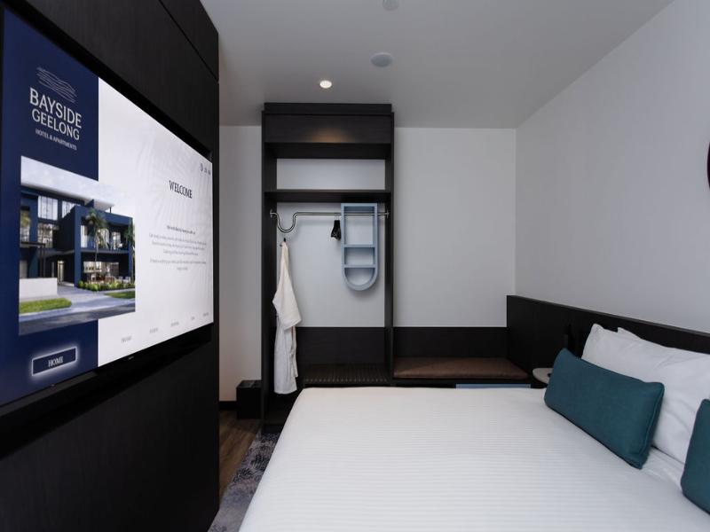 Bayside Geelong Hotel & Apartments image
