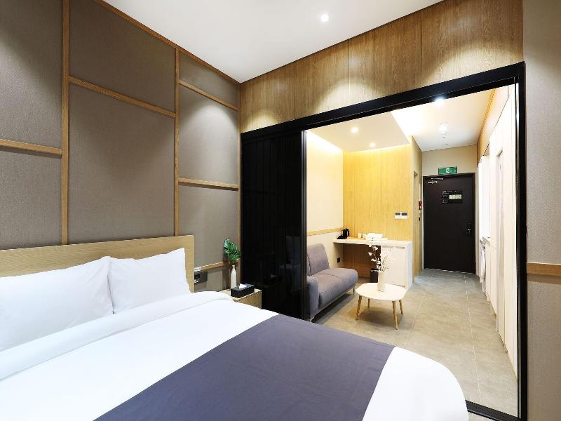 The Stay Classic Hotel Myeongdong image
