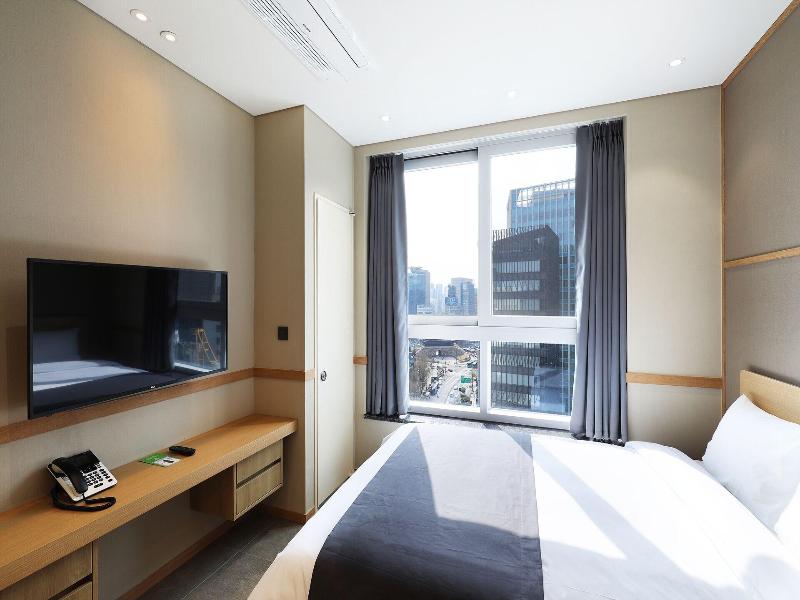 The Stay Classic Hotel Myeongdong image