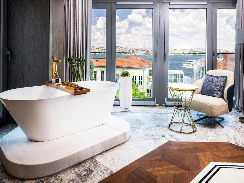 The Maestro Hotel image