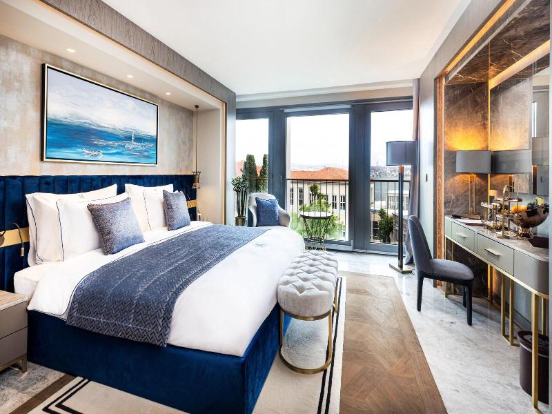 The Maestro Hotel image