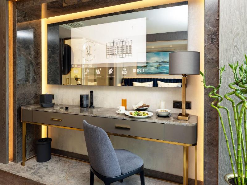 The Maestro Hotel image