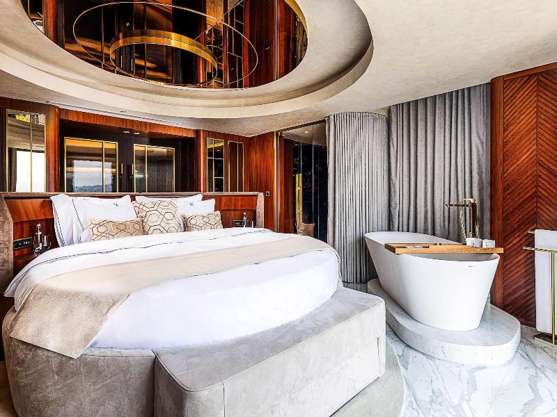 The Maestro Hotel image
