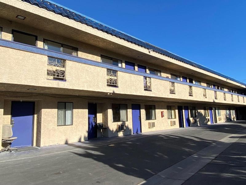 Star Inn Motel image