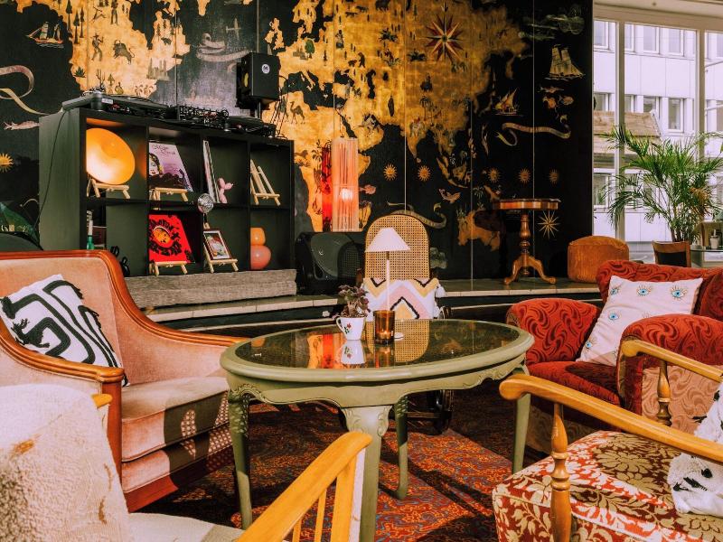 Hessenland Hotel By Stay Awesome image