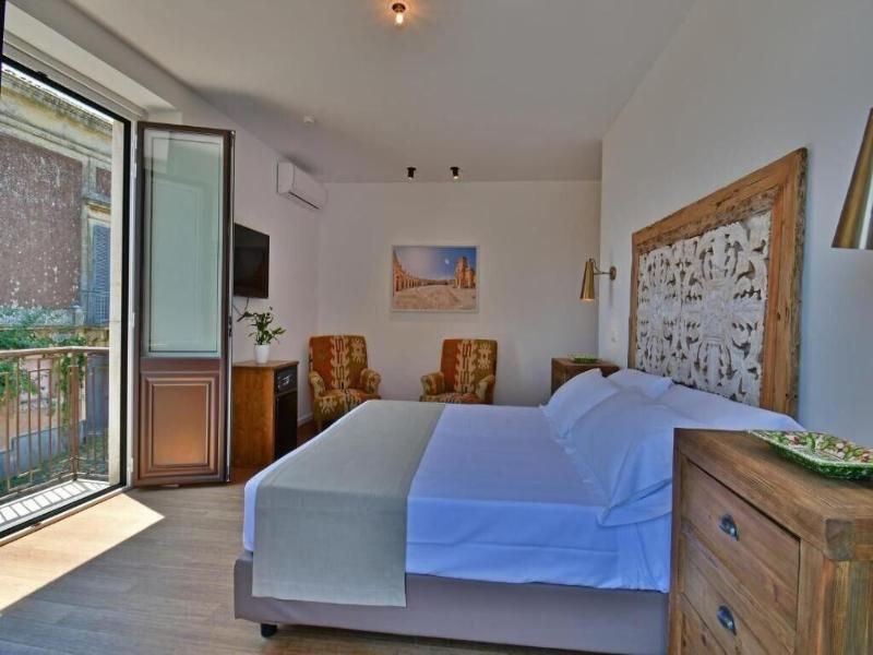 San Anton Hotel image