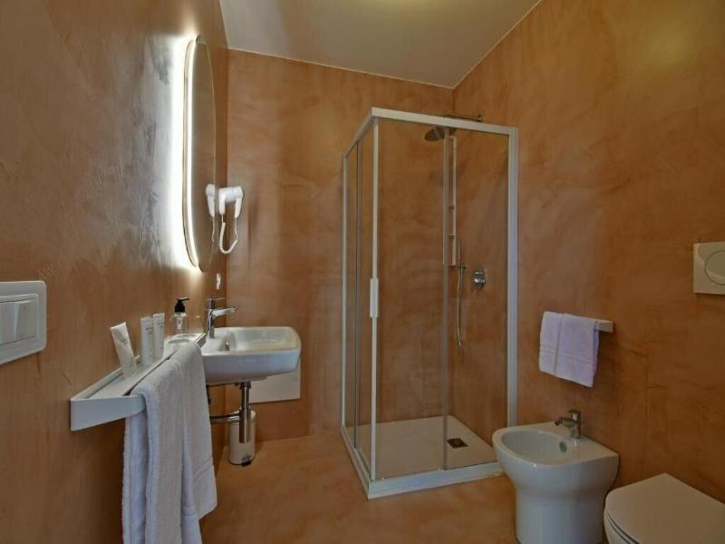 San Anton Hotel image