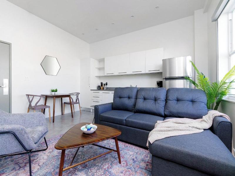 Franklin Suites South Beach image