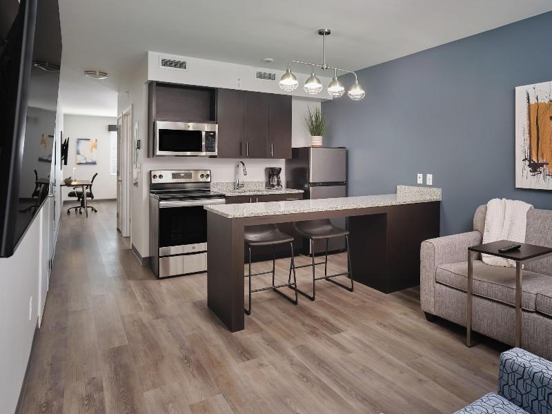 Stayapt Suites Jackson image