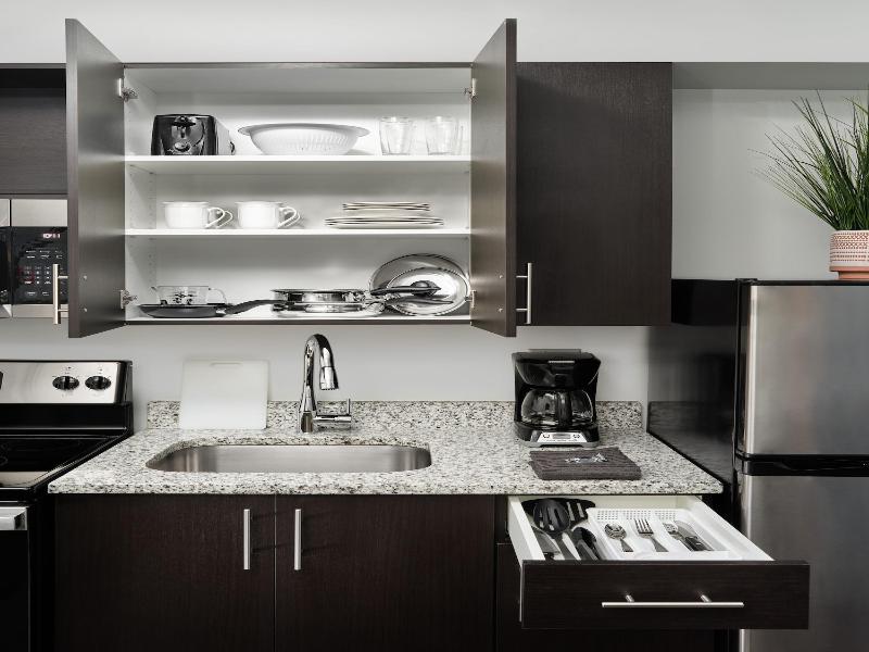 Stayapt Suites Jackson image