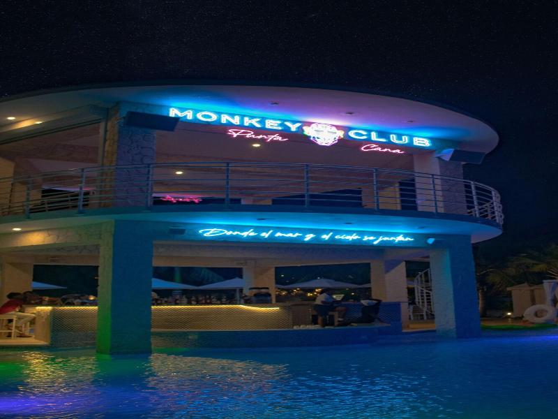 Playa Palmera Beach Resort image