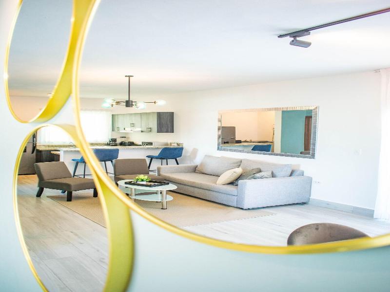 Playa Palmera Beach Resort image