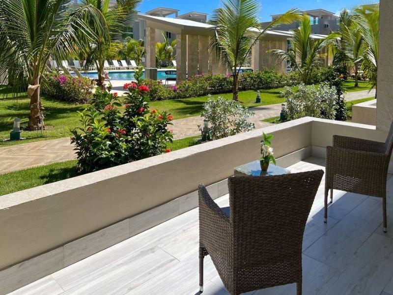 Playa Palmera Beach Resort image