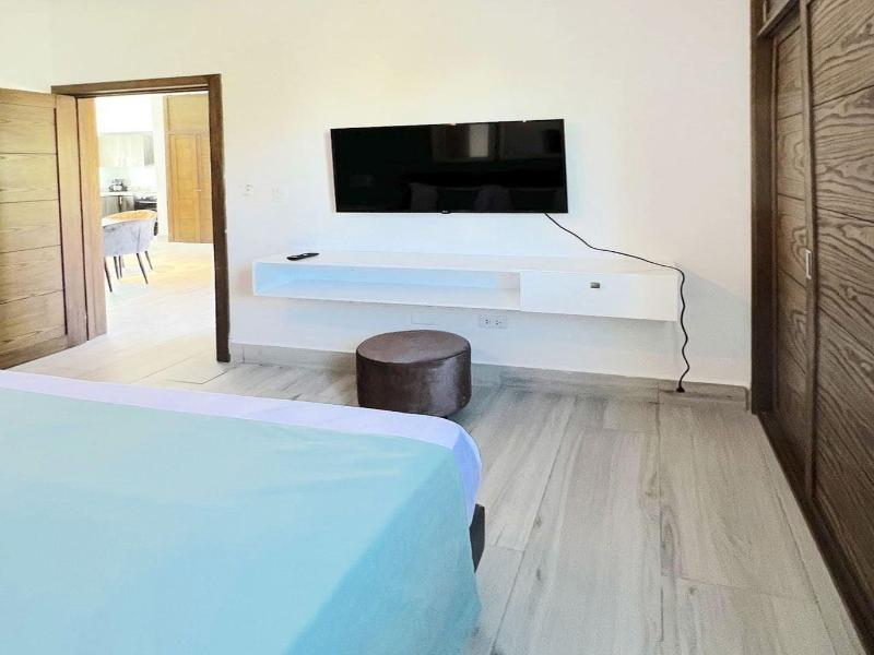 Playa Palmera Beach Resort image