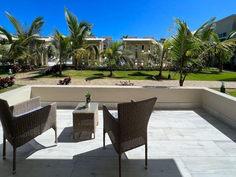 Playa Palmera Beach Resort image