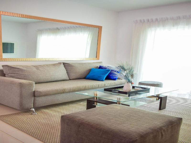 Playa Palmera Beach Resort image