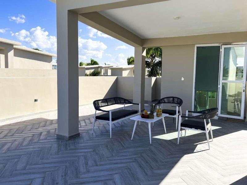 Playa Palmera Beach Resort image