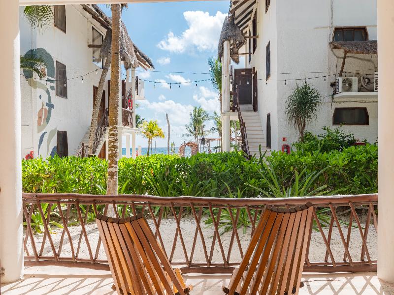 Mía Tulum Beachfront Resort image