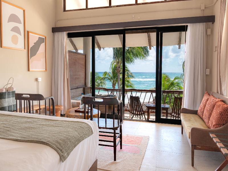 Mía Tulum Beachfront Resort image