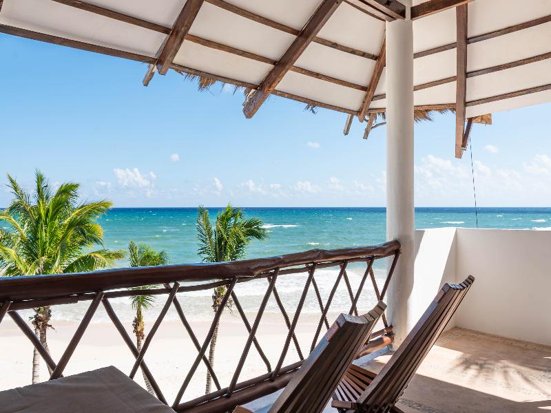 Mía Tulum Beachfront Resort image