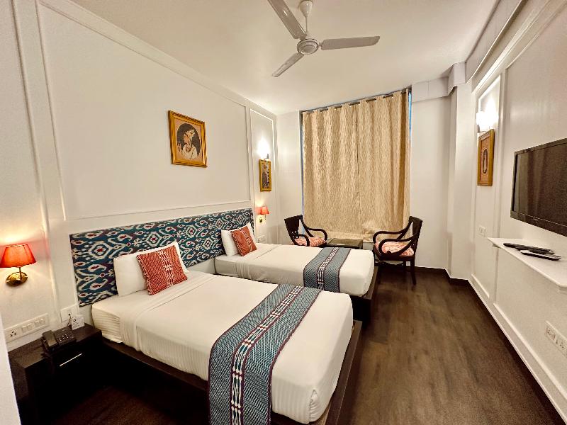 Hotel Atulyaa Taj image