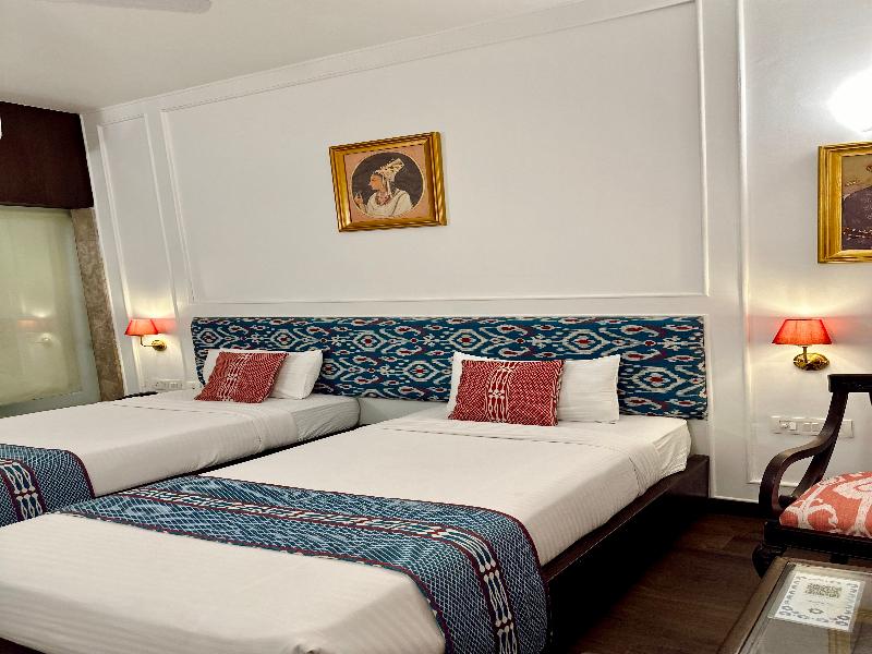 Hotel Atulyaa Taj image