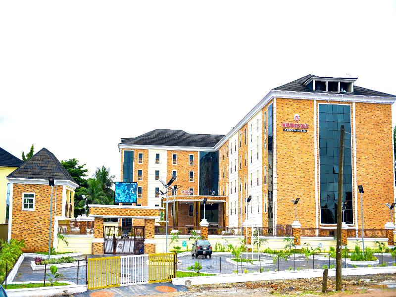 Immaculate Royal International Hotel — general view