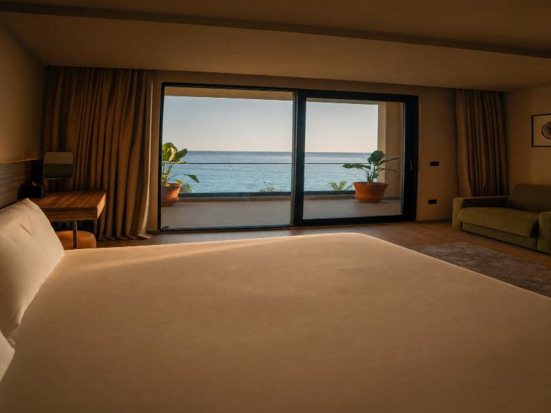 Chaonian Hotel image