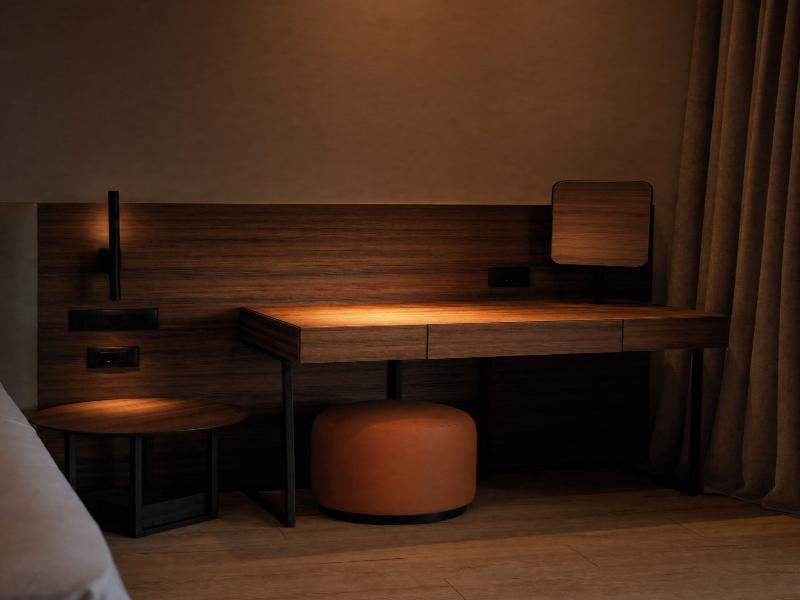 Chaonian Hotel image