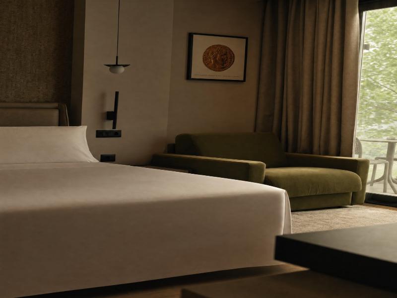 Chaonian Hotel image