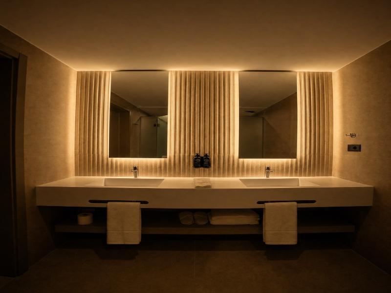 Chaonian Hotel image
