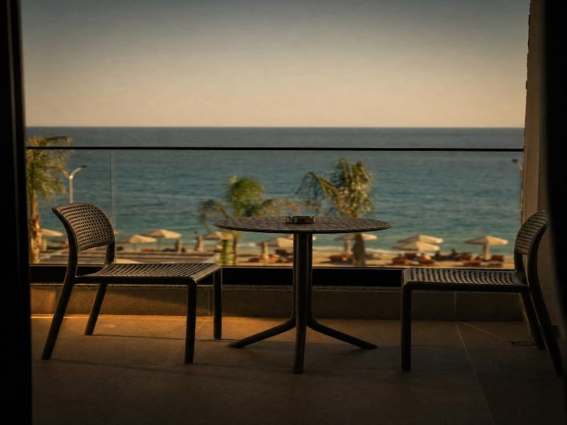 Chaonian Hotel image