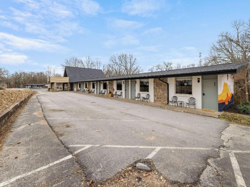 Arka Motel