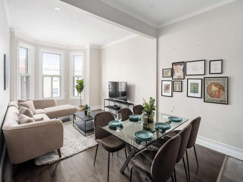 Plateau Prime Residence image