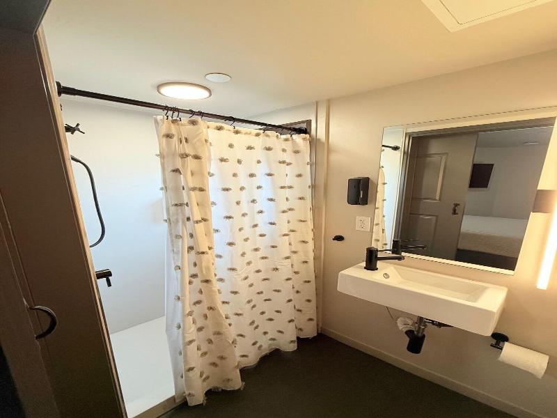 City24 Hotel Little Italy Mission Hills image