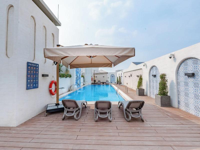 Artan Residence & Suites image