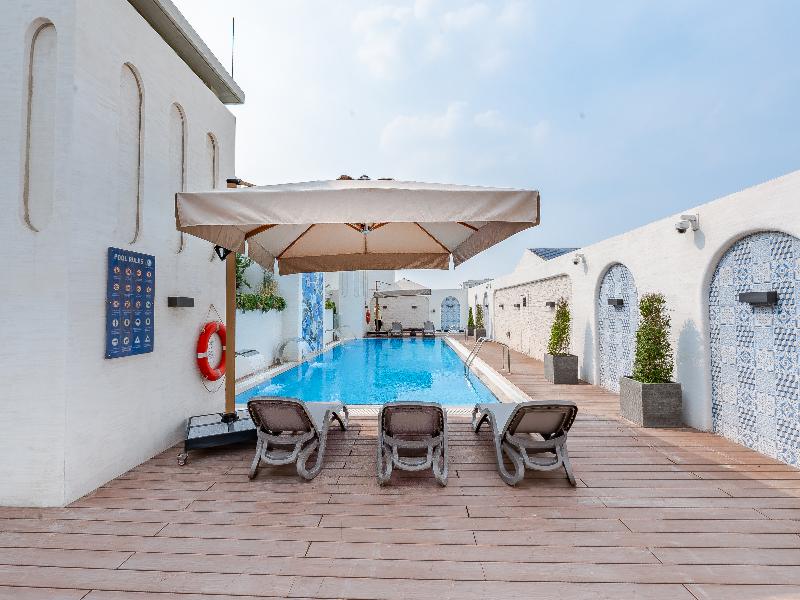 Artan Residence & Suites image